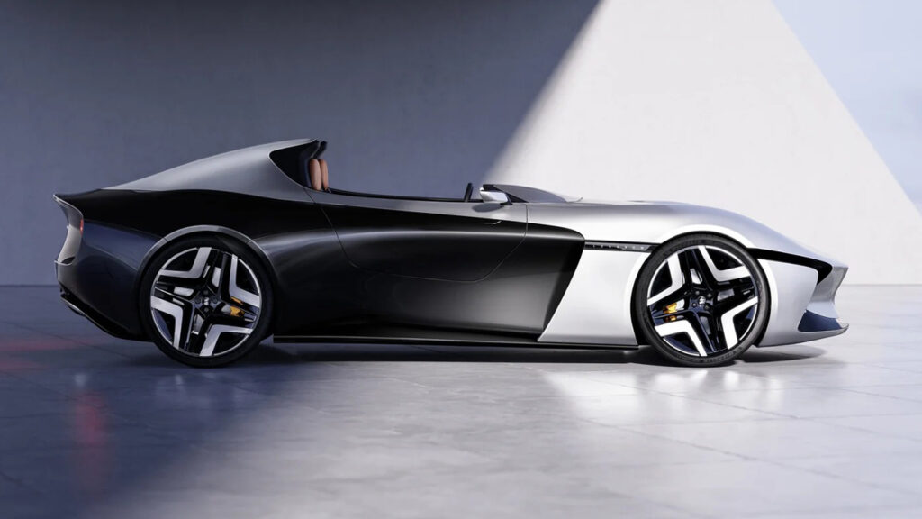 Longbow Roadster sideview