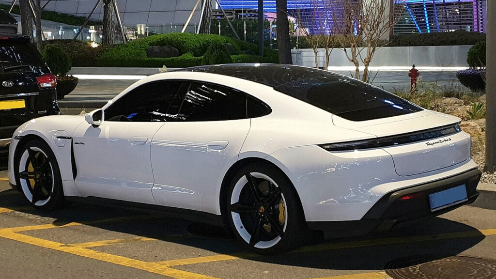Taycan turbo s in street