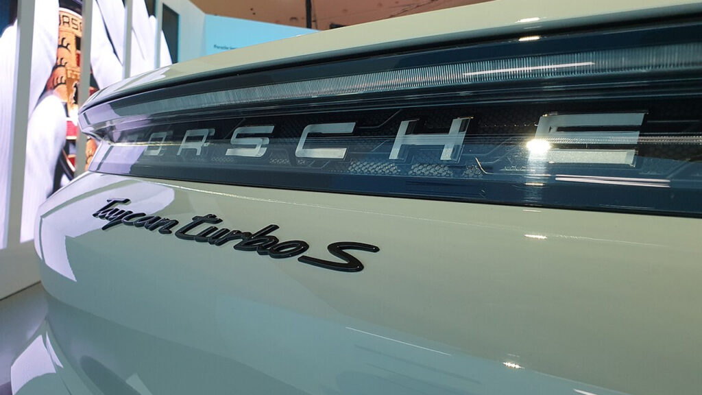 Taycan turbo s rear